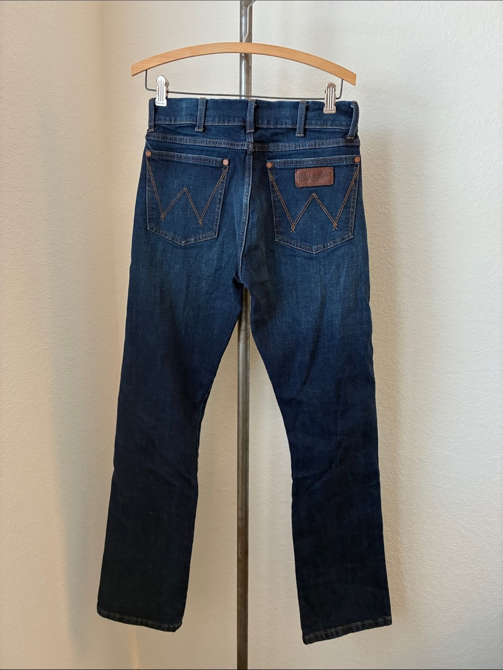 Wrangler Retro 28x34 Slim Boot Cut Dark Wash Jeans - Picture 3 of 4